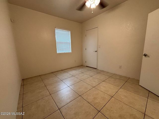 202 E Fairground Drive, Tucson, AZ 85714