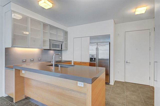 3722 Las Vegas Boulevard 2310, Las Vegas, NV 89158