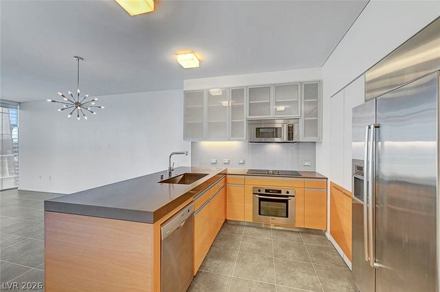 3722 Las Vegas Boulevard 2310, Las Vegas, NV 89158