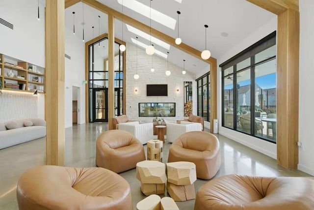 1941 Sawdust Road 608, The Woodlands, TX 77380