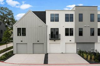1941 Sawdust Road 608, The Woodlands, TX 77380
