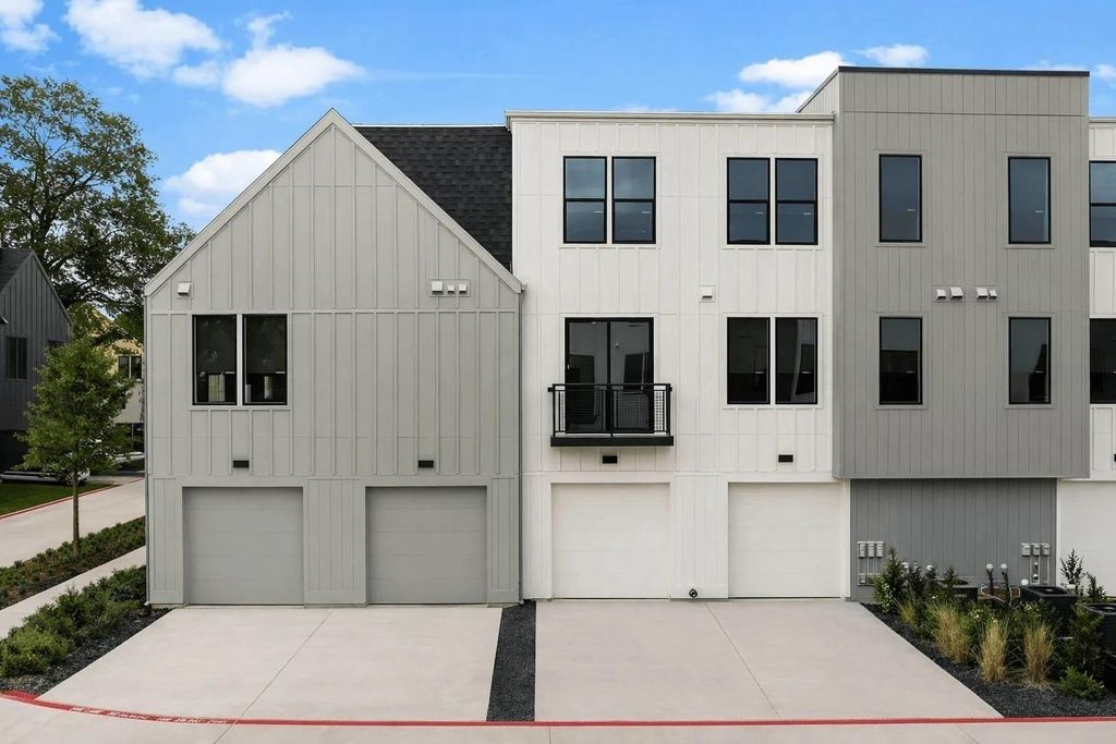 1941 Sawdust Road 608, The Woodlands, TX 77380
