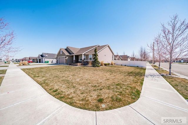2600 N Badger Creek Road, Idaho Falls, ID 83401