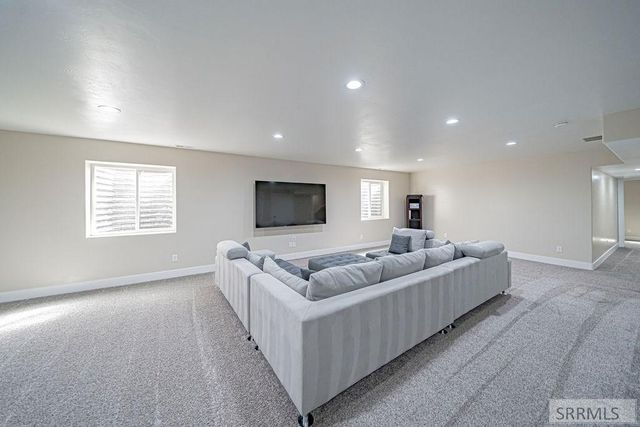 2600 N Badger Creek Road, Idaho Falls, ID 83401