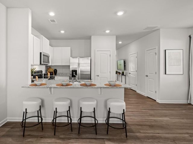 5976 Skylar Drive, Atlanta, GA 30331