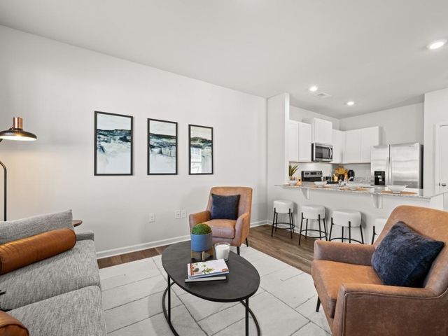 5976 Skylar Drive, Atlanta, GA 30331