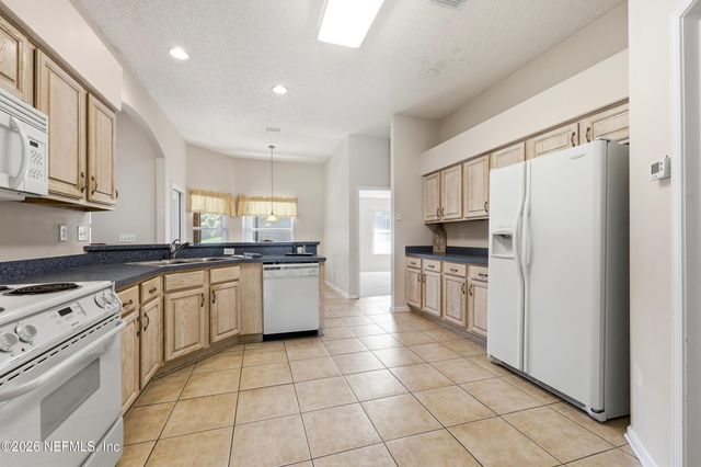 5735 PIPER GLEN Boulevard, Jacksonville, FL 32222