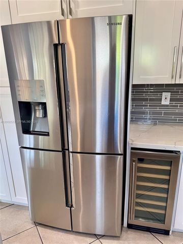 3891 SW 146 ct 14, Miami, FL 33185