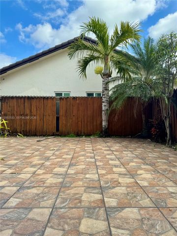 3891 SW 146 ct 14, Miami, FL 33185