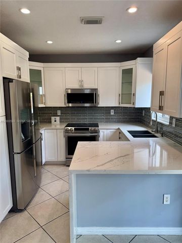 3891 SW 146 ct 14, Miami, FL 33185