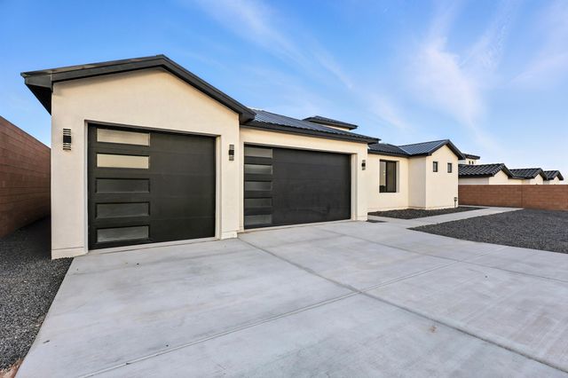 2016 Contreras Road NE, Rio Rancho, NM 87144