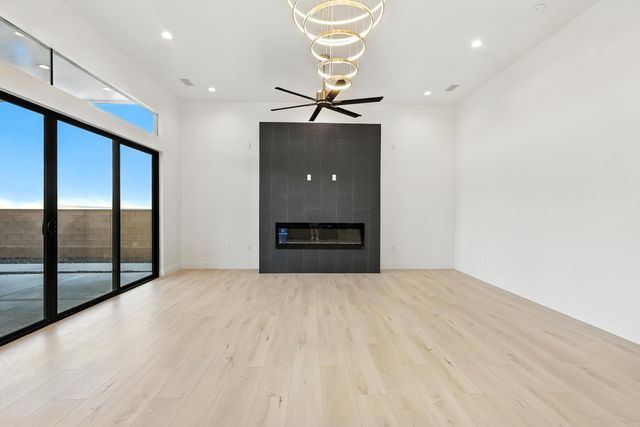 2016 Contreras Road NE, Rio Rancho, NM 87144