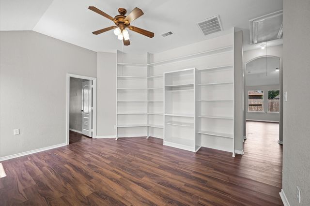 444 De Coster Boulevard, Alvin, TX 77511