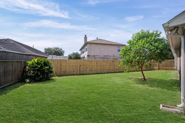 444 De Coster Boulevard, Alvin, TX 77511