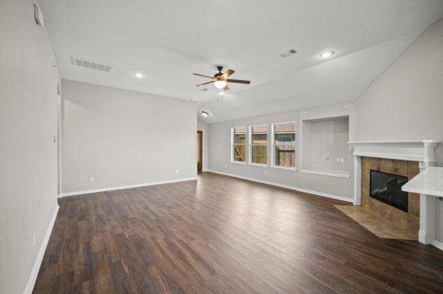 444 De Coster Boulevard, Alvin, TX 77511