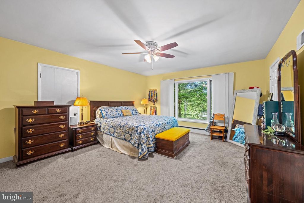 Image 23 of property listing at 717 HILLEN RD, Baltimore, MD 21286