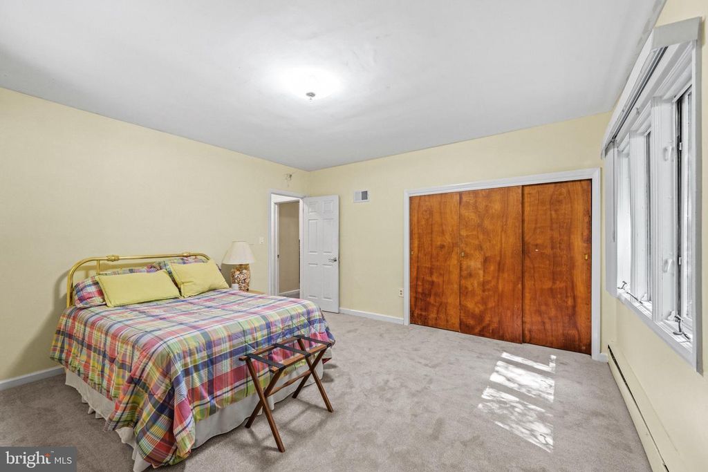 Image 30 of property listing at 717 HILLEN RD, Baltimore, MD 21286