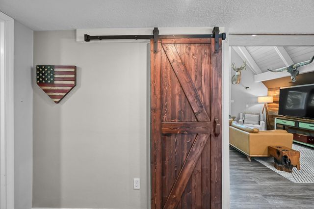 446 Fantasy Lane, Montgomery, TX 77356