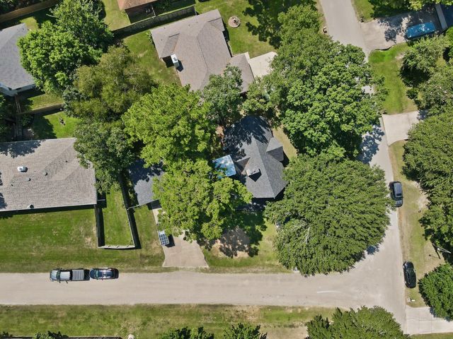 446 Fantasy Lane, Montgomery, TX 77356