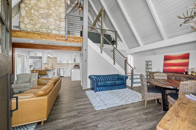 446 Fantasy Lane, Montgomery, TX 77356