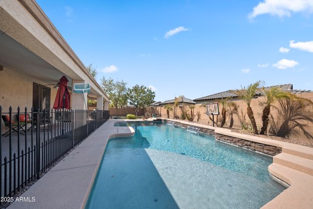 223 S 172ND Drive, Goodyear, AZ 85338