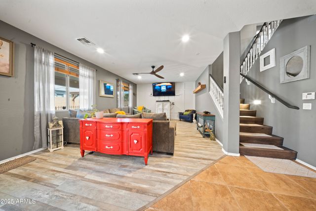 223 S 172ND Drive, Goodyear, AZ 85338