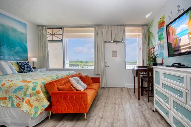 611 DESTINY DRIVE 403, Ruskin, FL 33570