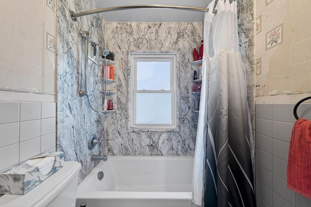 930 E Wisconsin STREET, Delavan, WI 53115