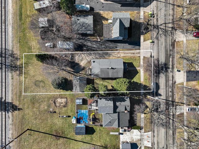 930 E Wisconsin STREET, Delavan, WI 53115