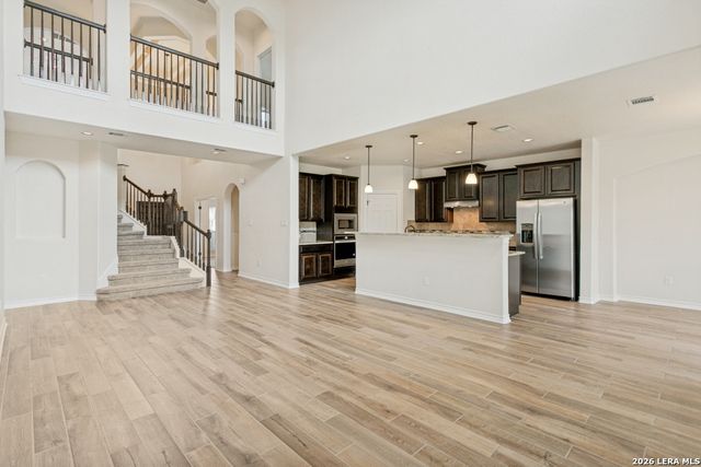 6923 Comanche Cougar, San Antonio, TX 78233
