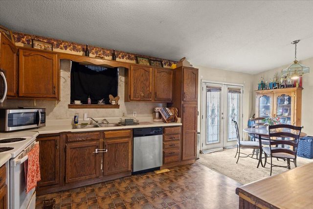 326 Gordon Pond Road, Lafayette, GA 30728