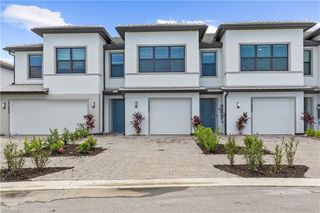 27859 Solis Grande DR, Bonita Springs, FL 34135