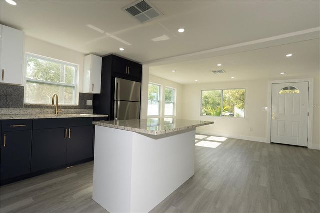 1711 E SEWAHA STREET, Tampa, FL 33612