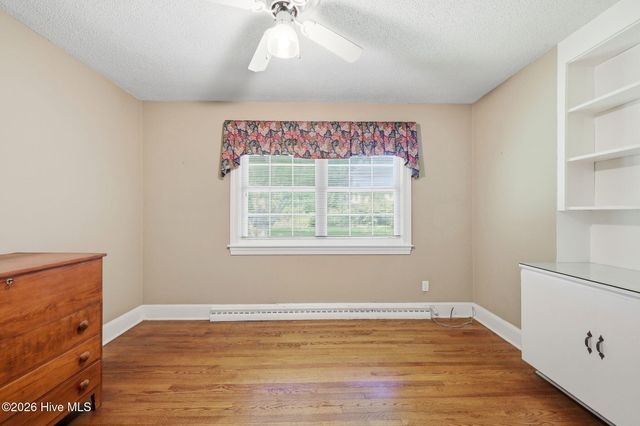 3284 N Walnut Street, Farmville, NC 27828