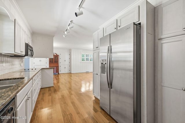 3284 N Walnut Street, Farmville, NC 27828
