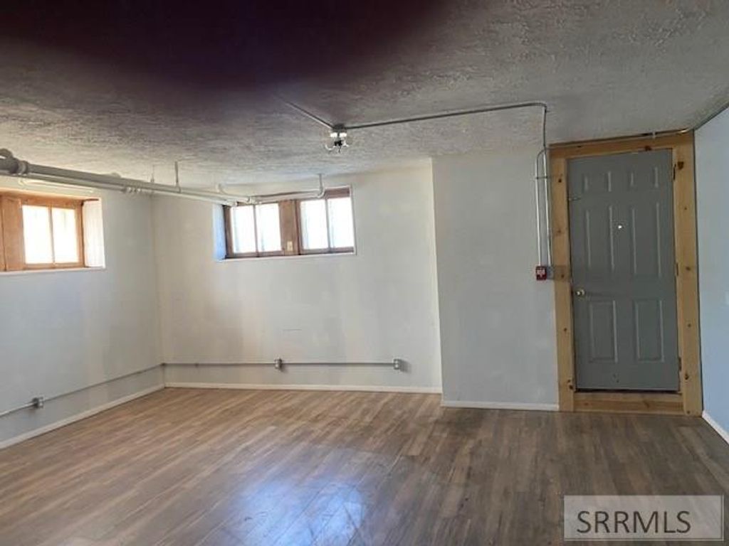 Image 14 of property listing at 2859 E 650 N, Roberts, ID 83444