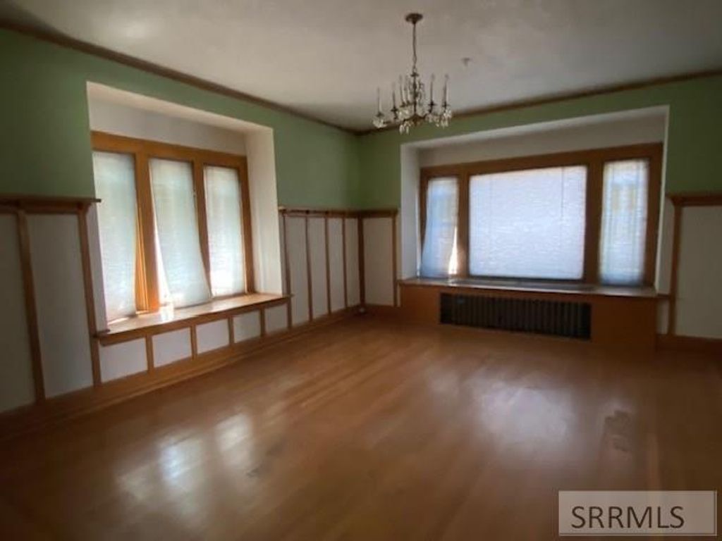 Image 16 of property listing at 2859 E 650 N, Roberts, ID 83444