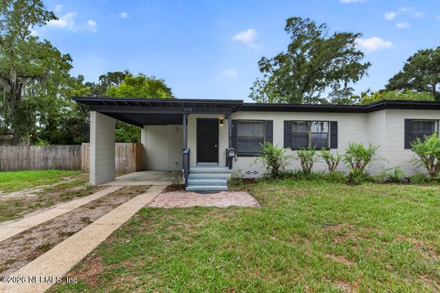 1716 LAYTON Road, Jacksonville, FL 32211
