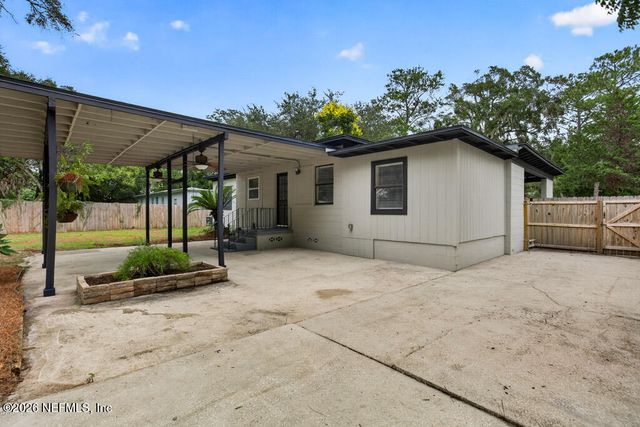 1716 LAYTON Road, Jacksonville, FL 32211