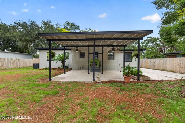 1716 LAYTON Road, Jacksonville, FL 32211
