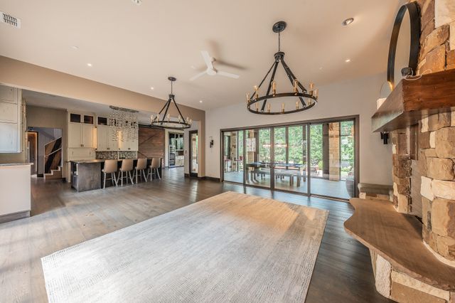 1413 Post Oak Place, Westlake, TX 76262