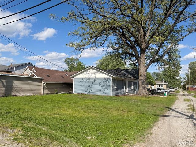 1713 Spruce Street, Granite City, IL 62040