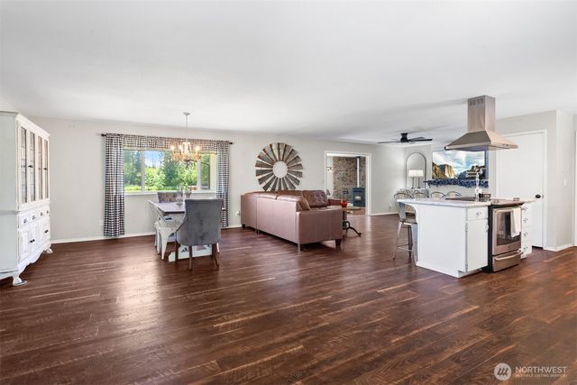 16005 148th Avenue SE, Yelm, WA 98597