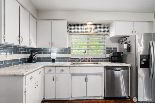 16005 148th Avenue SE, Yelm, WA 98597