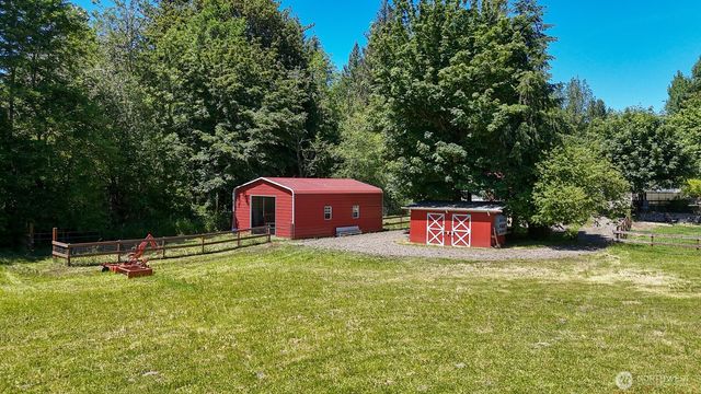 16005 148th Avenue SE, Yelm, WA 98597