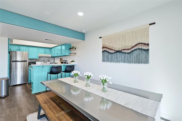 115 Comanche PT, Point Venture, TX 78645