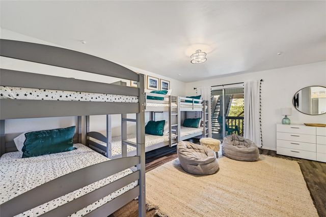 115 Comanche PT, Point Venture, TX 78645