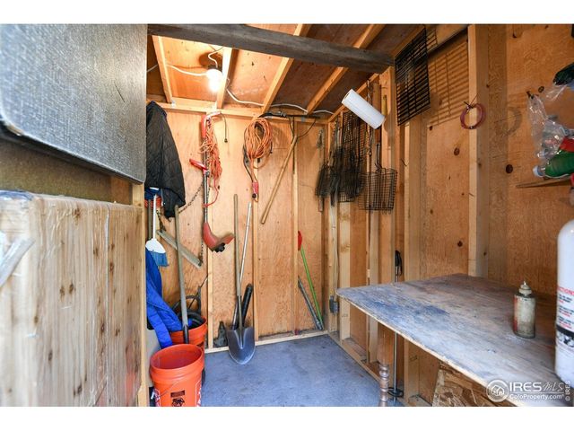 416 Black Creek Dr, Glen Haven, CO 80532