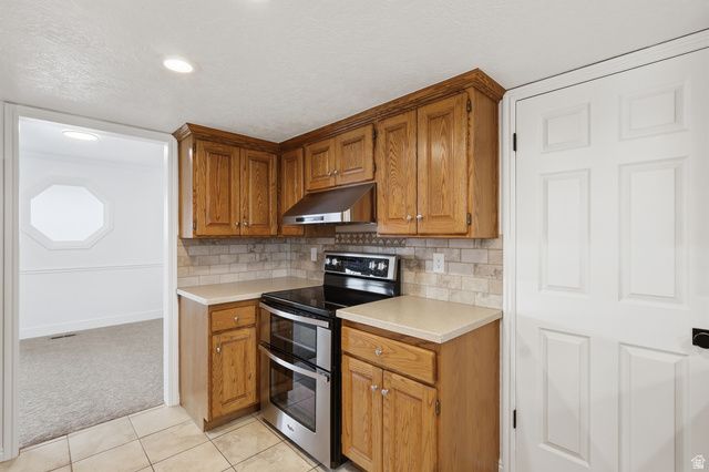 1443 E WASHAKIE CIR, Ogden, UT 84403