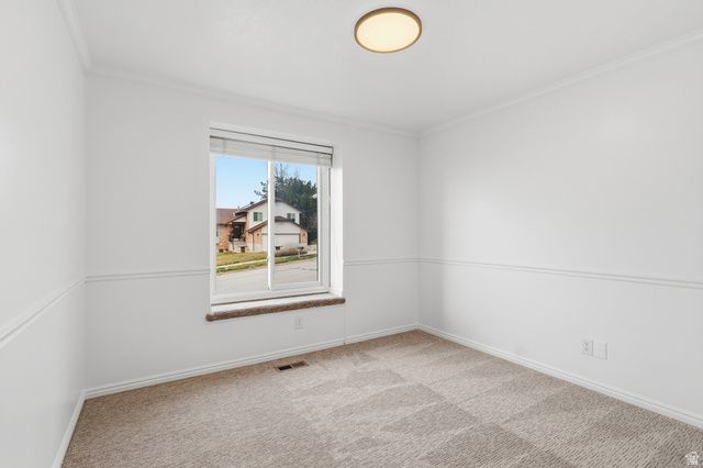 1443 E WASHAKIE CIR, Ogden, UT 84403